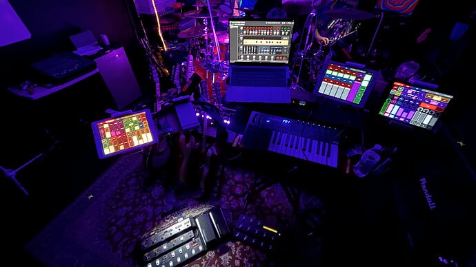 Cameron Rig with Lights.HEIC