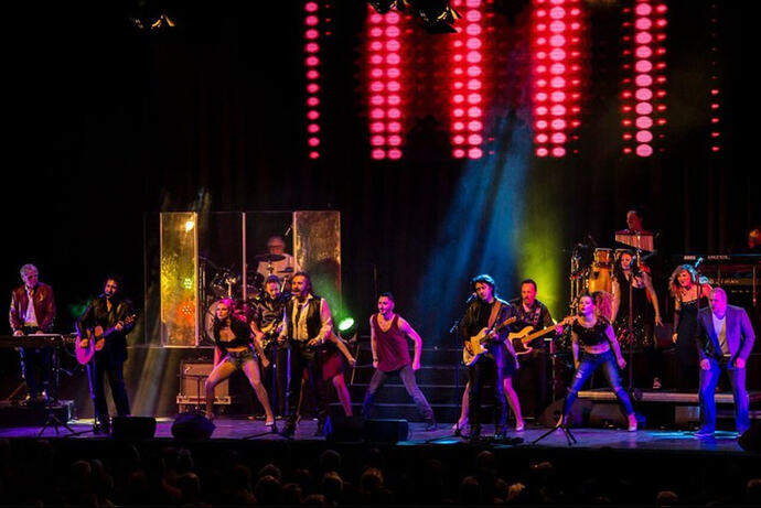 Blue-Weaver-Italian-Bee-Gees